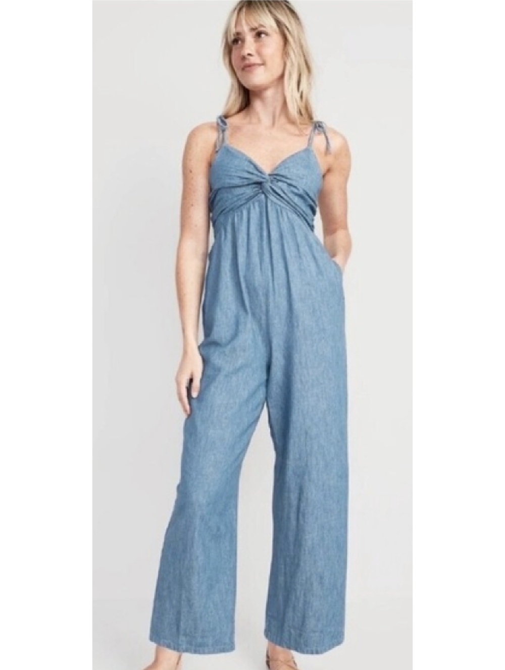 Old Navy Blue Denim Twist Front Smock Back‎ Wide Leg Jumpsuit Large